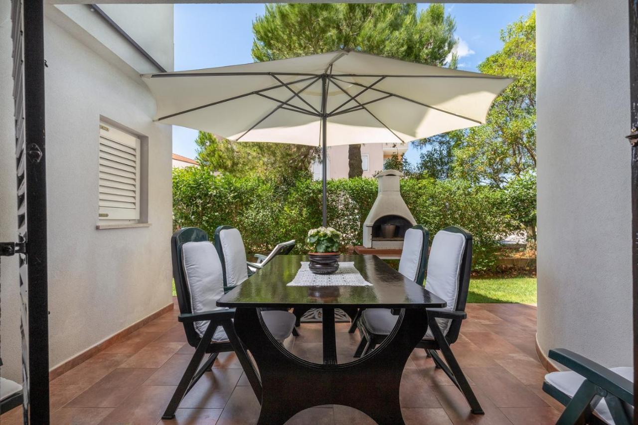 Holiday Apartment Suzana Ρόβινι Εξωτερικό φωτογραφία
