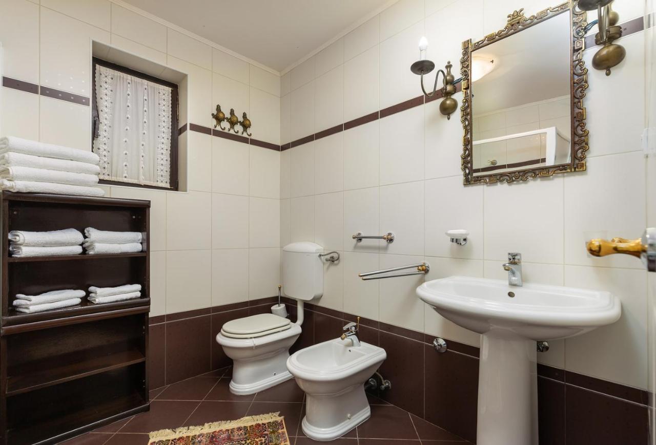 Holiday Apartment Suzana Ρόβινι Εξωτερικό φωτογραφία