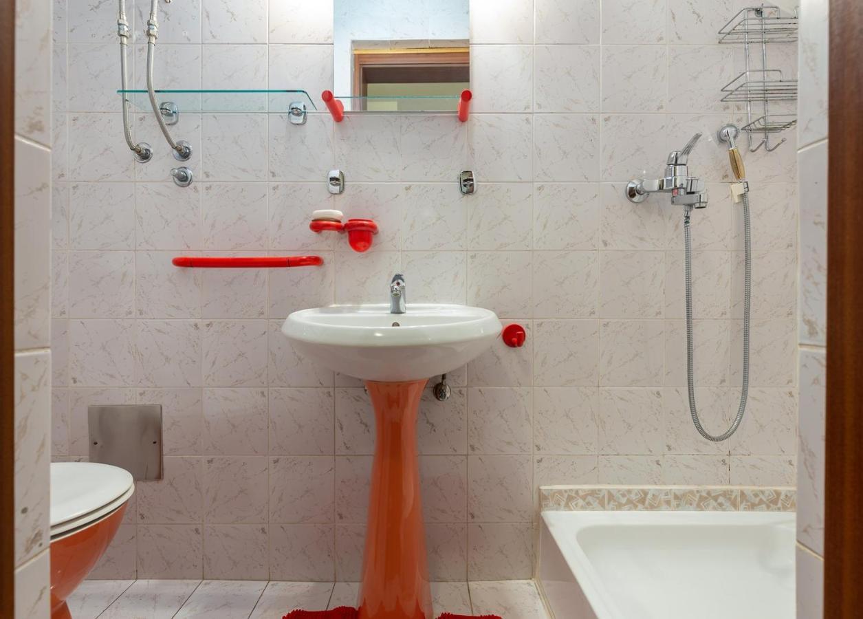 Holiday Apartment Suzana Ρόβινι Εξωτερικό φωτογραφία